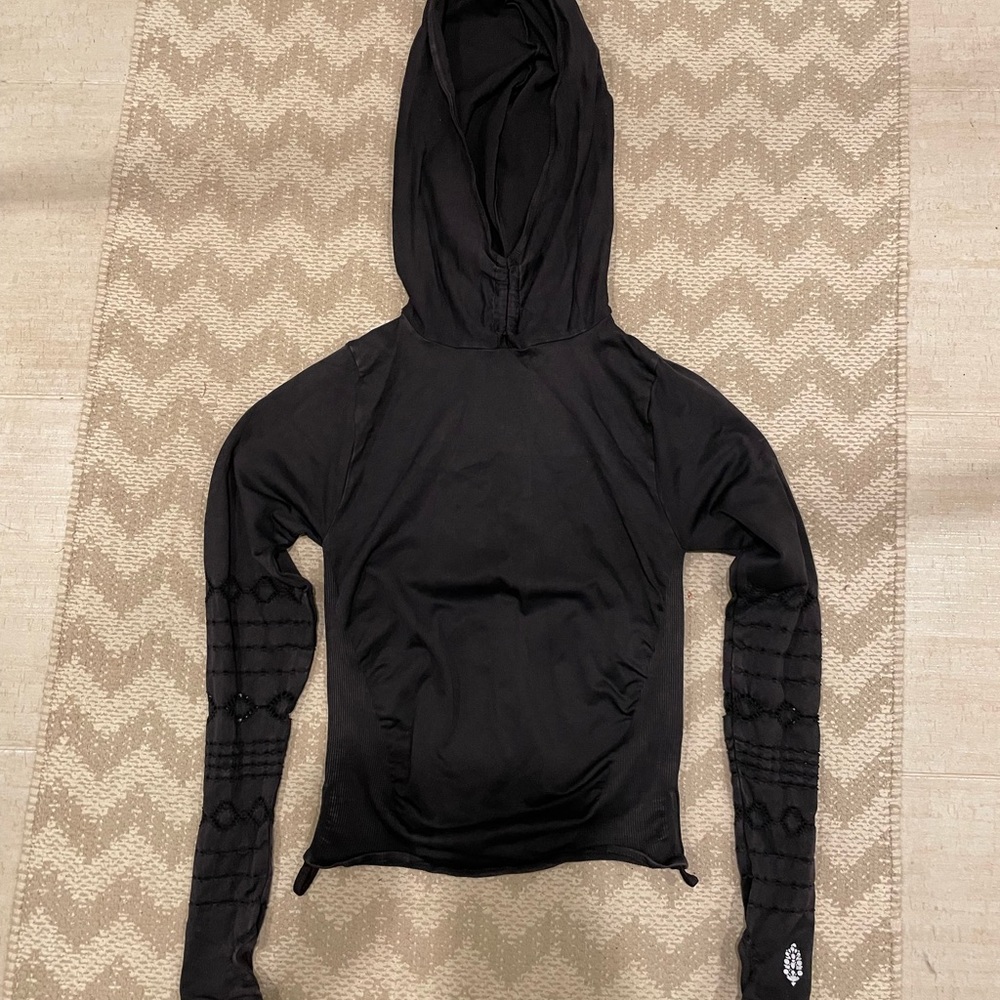 Free People Movement Longsleeve Hoodie Top with lace style sleeves, xs/s